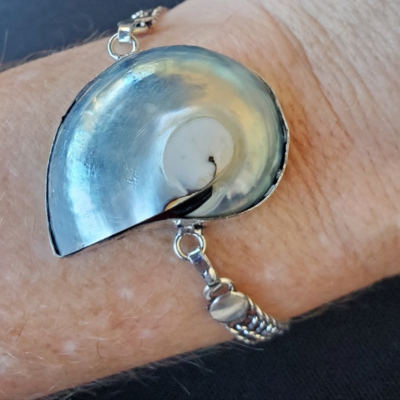 New Ammonite Fossil 925 Silver Bangle Bracelet. - Picture 7 of 16